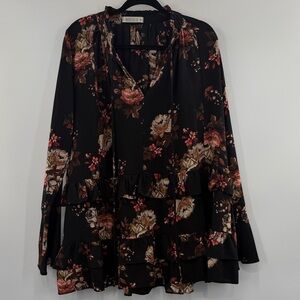 WanderLux  Black Floral Tunic Size:  M